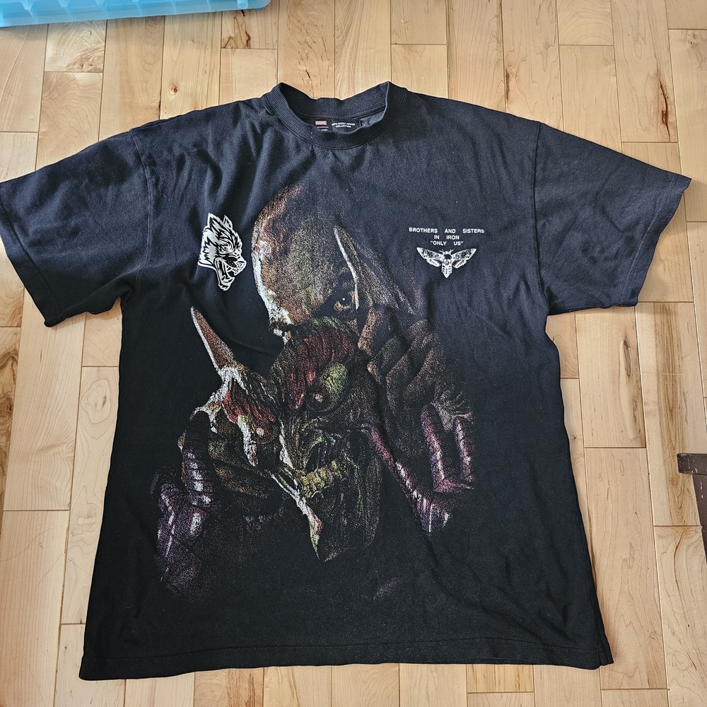 Darc Sport Black Graphic Tee with Bold Design